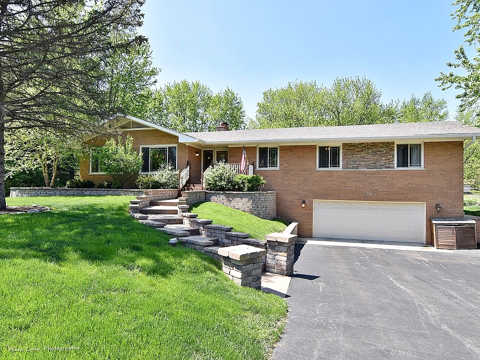 1st image of 6N110 Brierwood Dr