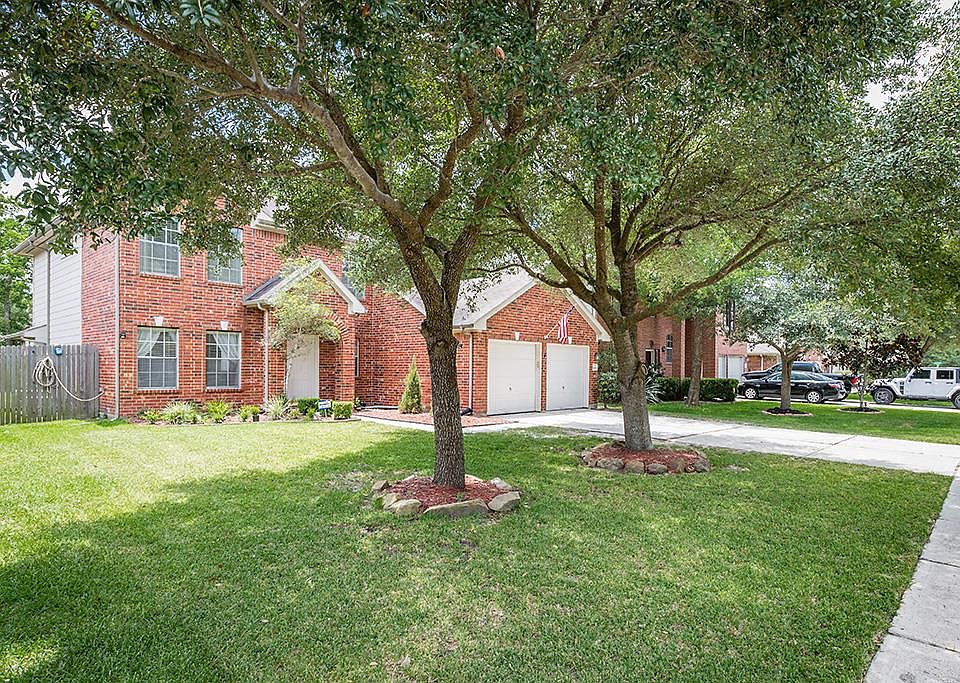 1st image of 16019 Mossy Grove Dr