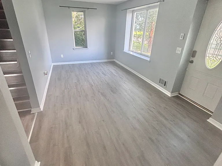 1751 Clara St — Photo 76