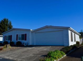 3346 NE Benton St, Newport, OR 97365