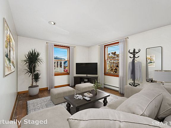 5th image of 185 Meadowside Road