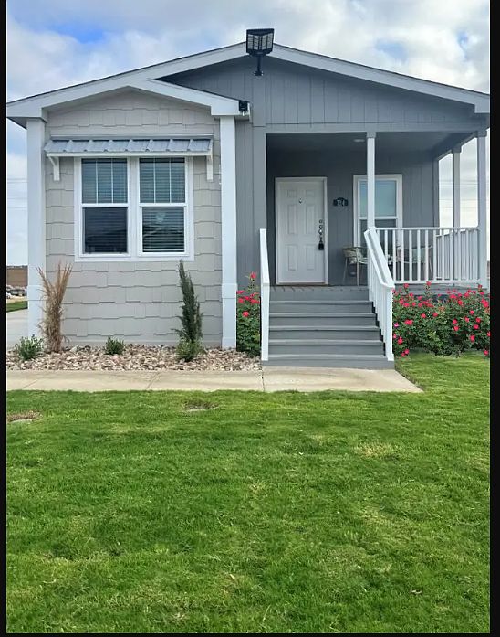 1st image of 2944 Cabin St