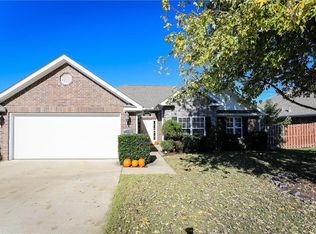 5064 W Chimon Way, Fayetteville, AR 72704