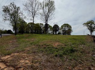2 Beaver Creek Rd, Holly Pond, AL 35083