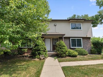 2034 N Hix Rd, Westland, MI, 48185