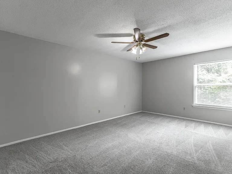 East Ridge Flats and Townhomes — Photo 72
