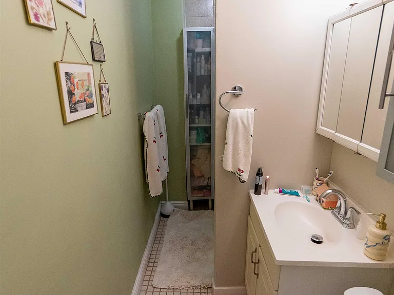 3315 Pleasant Ave #321 — Photo 8