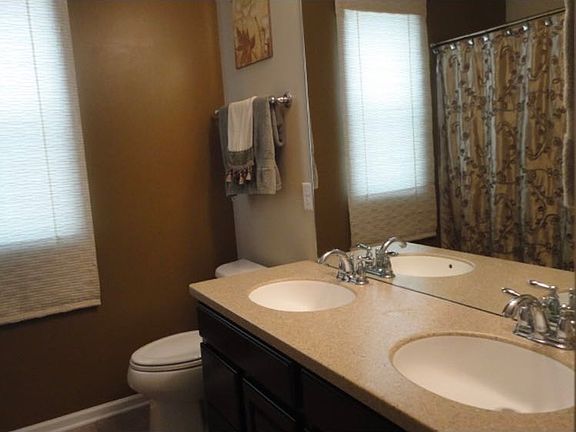 2nd image of 9333 Ellis Way