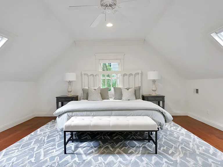 97 Wainscott Northwest Rd — Photo 34