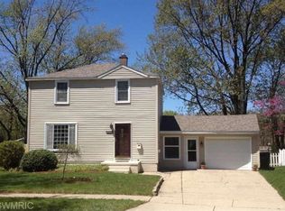 2168 Forest Hills Rd, Muskegon, MI 49441