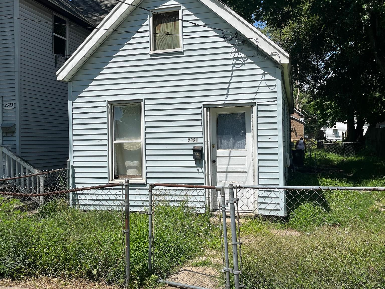 2321 W Malone Ave, Peoria, IL 61605 Zillow