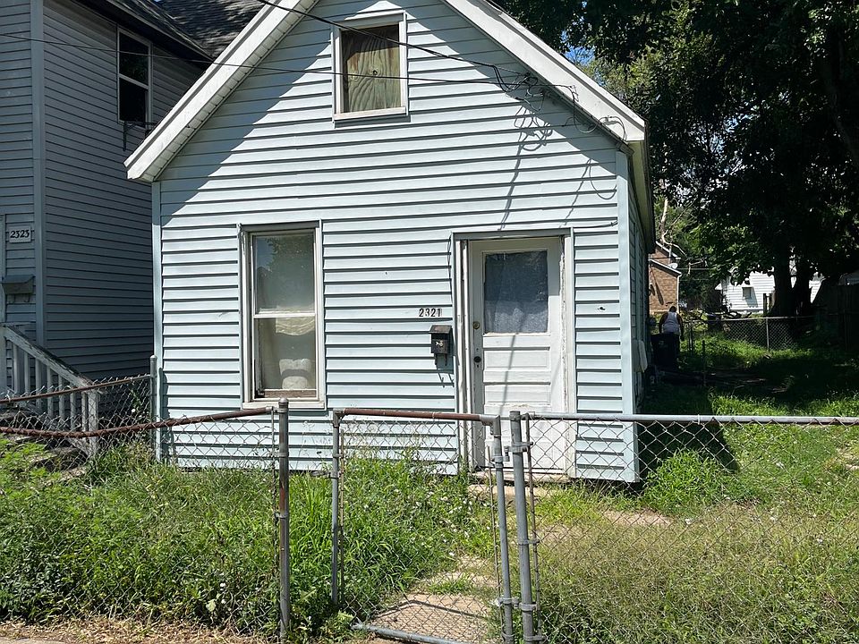 1st image of 2321 W Malone Ave