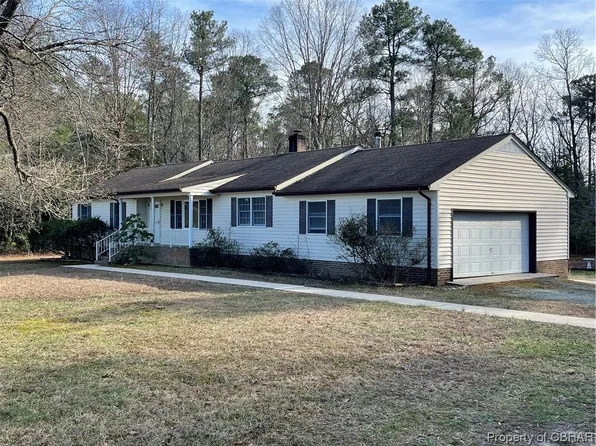 3056 Pierce Rd, Saluda, VA 23149