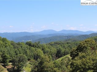 3 Beech Mountain Rd, Elk Park, NC 28622