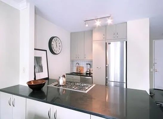 Sold by Focus Real Estate Group | media 11