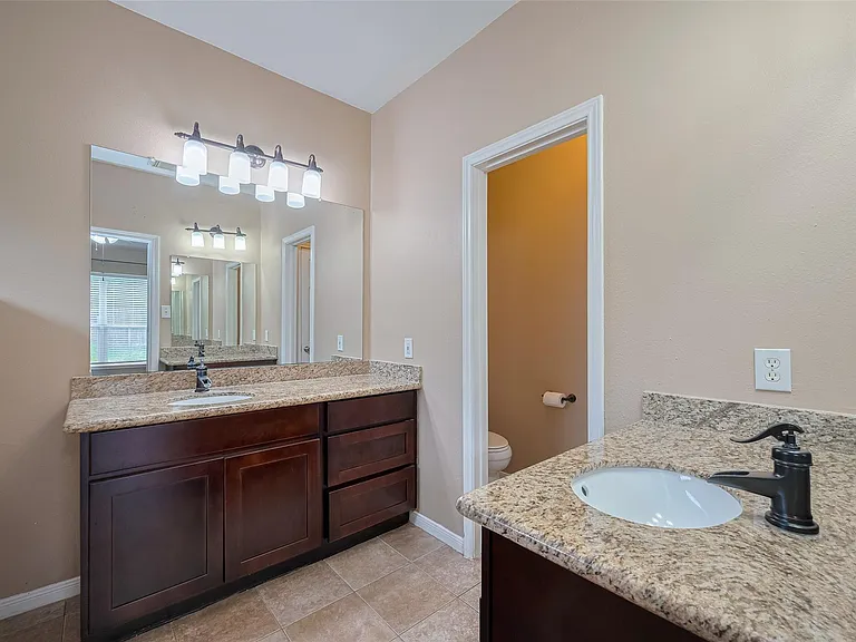 3911 Fall Branch Dr — Photo 24