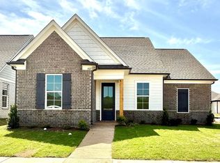 607 Sunflower St, Nesbit, MS 38651