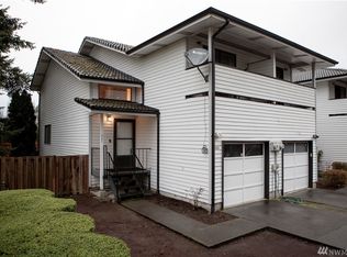 4221 NE 5th St, Renton, WA 98059