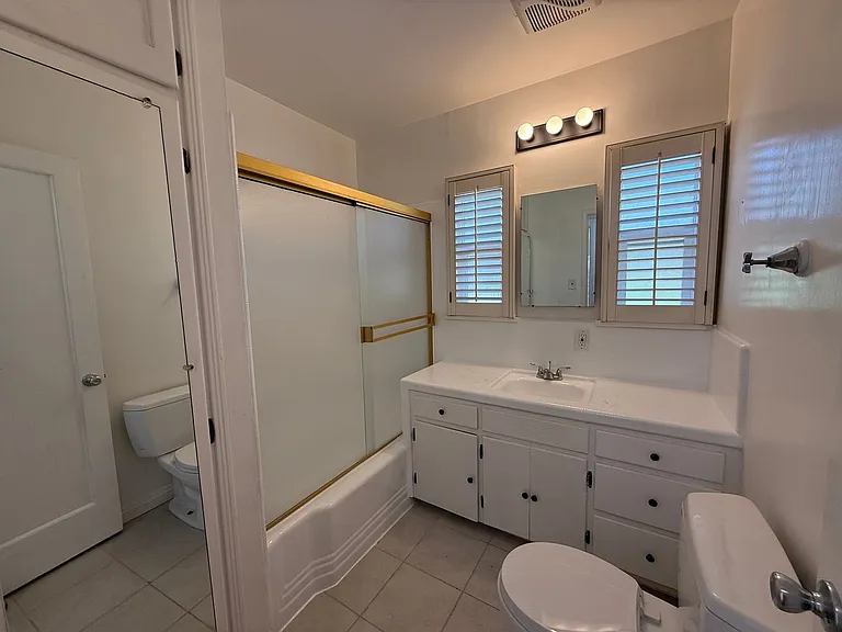 115 Irene St — Photo 5