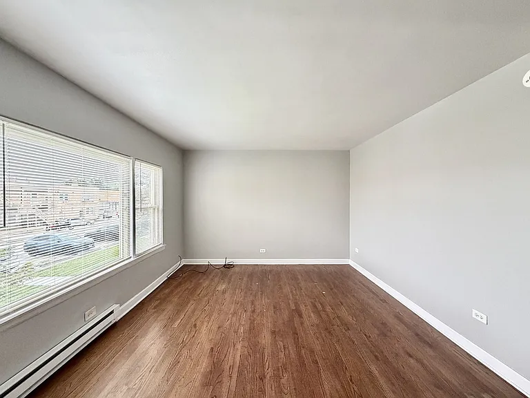 7630 N Milwaukee Ave #A3 — Photo 8