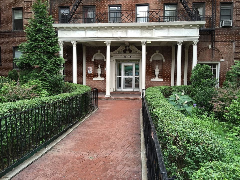 1st image of 4215 43rd Ave #2FL