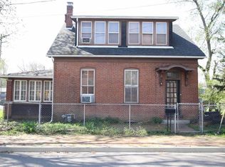 524 E A St, Belleville, IL 62220