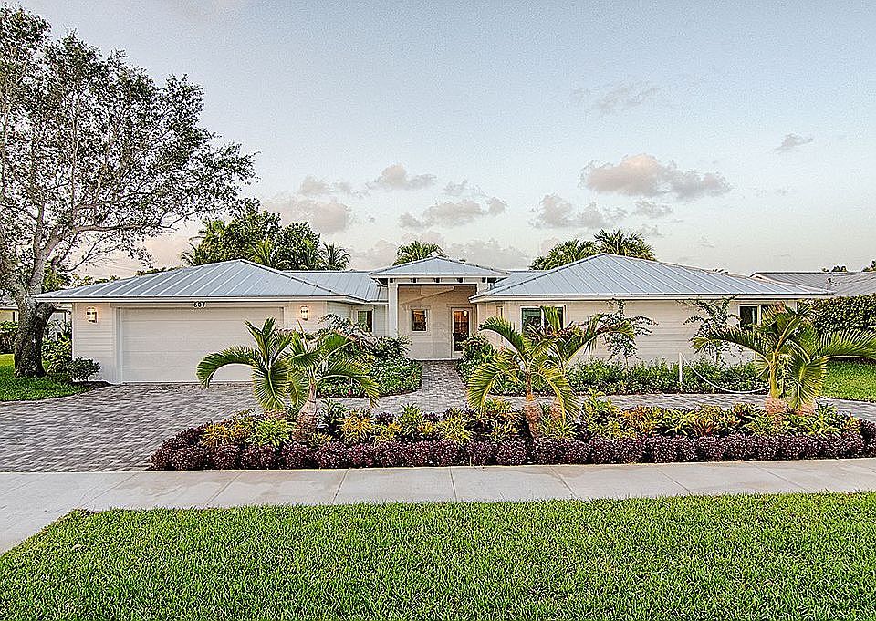 1st image of 604 Lighthouse Dr