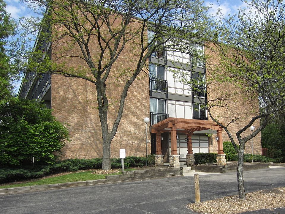 1st image of 1811 Four Lakes Ave APT 2A