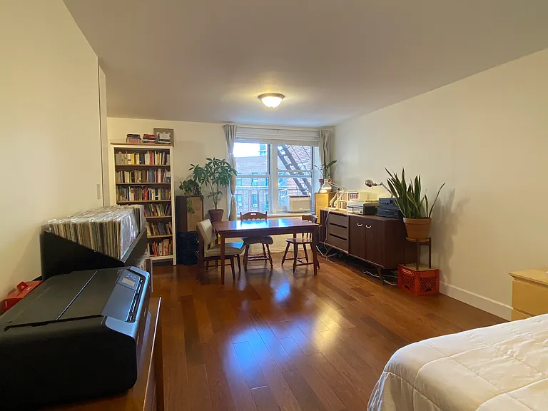 90-10 34th Ave #5H — Photo 10