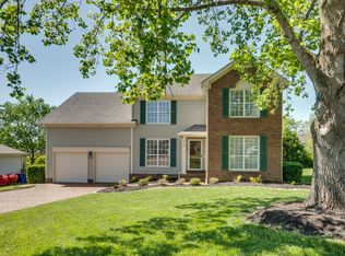 925 Lawnview Ln, Franklin, TN 37064