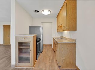 Hub Apartments, Minneapolis, MN 55423