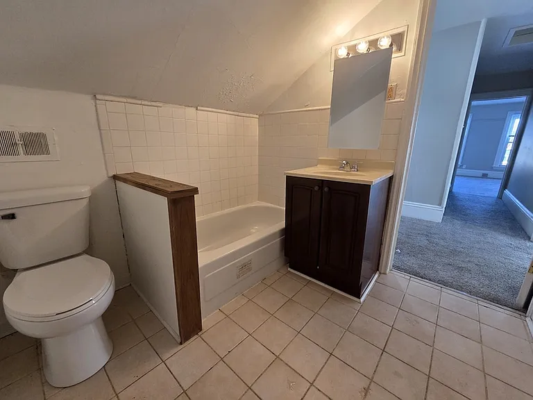 709 Franklin St #A — Photo 21