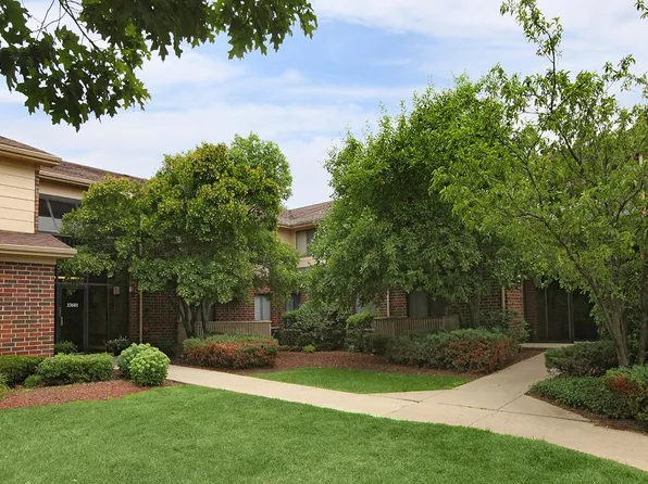 The Willows of Grayslake