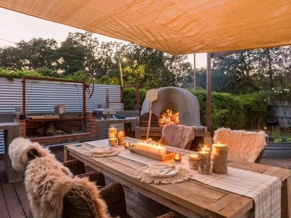 327 Dechene Avenue, Sonoma, CA 95476