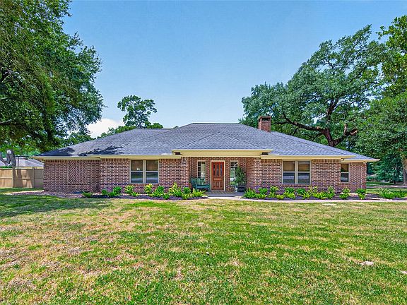2nd image of 18903 Grosbeak Ln