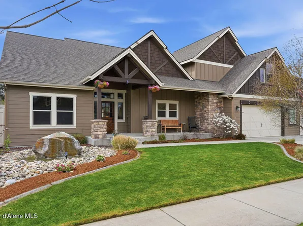 966 E Hurricane Dr, Hayden Lake, ID 83835