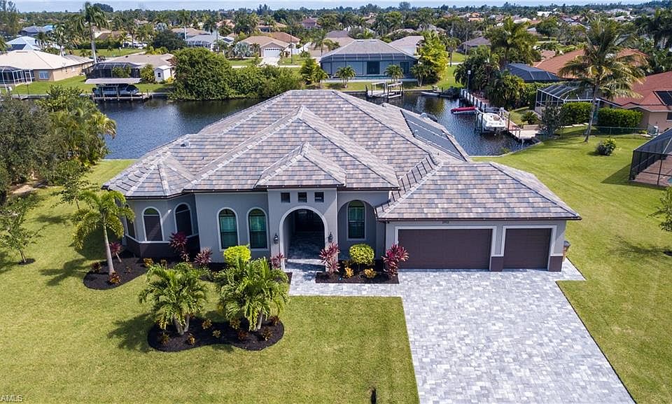 1st image of 3913 SW 27th Ct