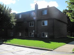 107 Boardwalk St UNIT GE, Elk Grove Village, IL 60007