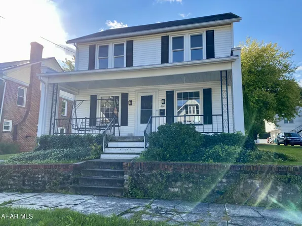 608 New St, Roaring Spring, PA 16673