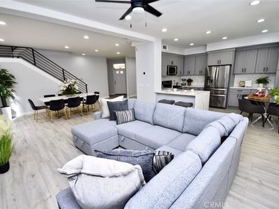 26 Santa Catalina Aisle, Irvine, CA, 92606