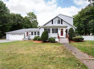 101 W Plain St, Wayland, MA 01778