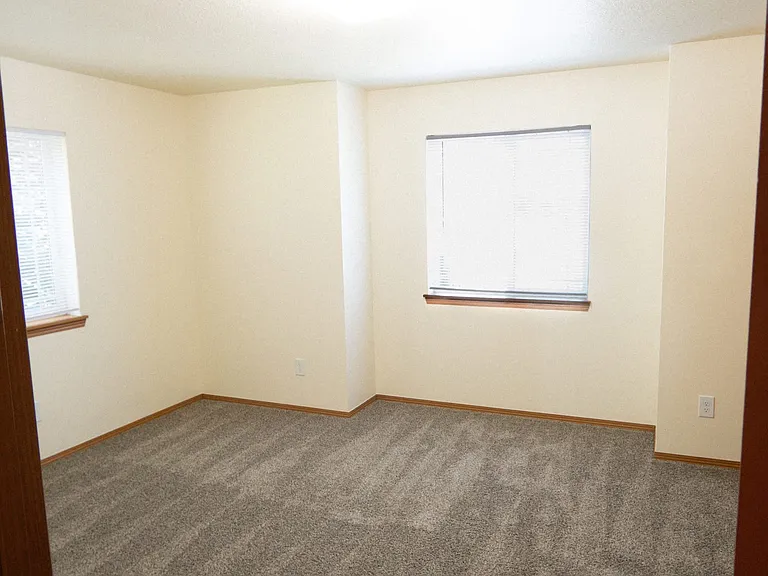 Redwood Acres — Photo 14