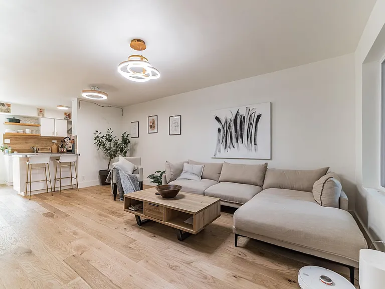 300 Crockett St #111 — Photo 3