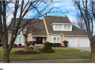 30 Winchester Dr, Sewell, NJ 08080