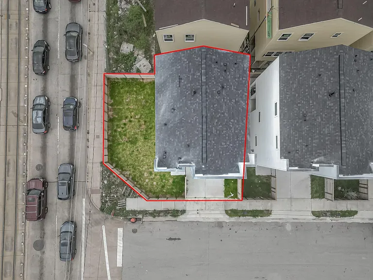 3468 Bremond St — Photo 18