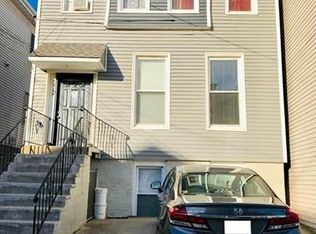 272 Griffith St, Jersey City, NJ 07307