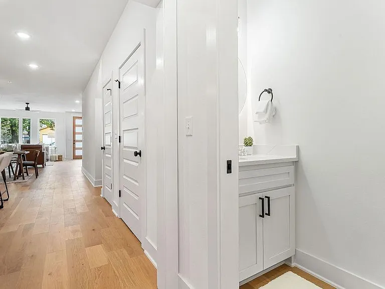 4100 W Olive St — Photo 14
