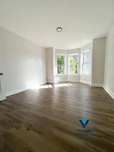 11 Worcester Pl Photo 1