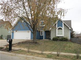 909 Porter Ridge St, Kearney, MO 64060