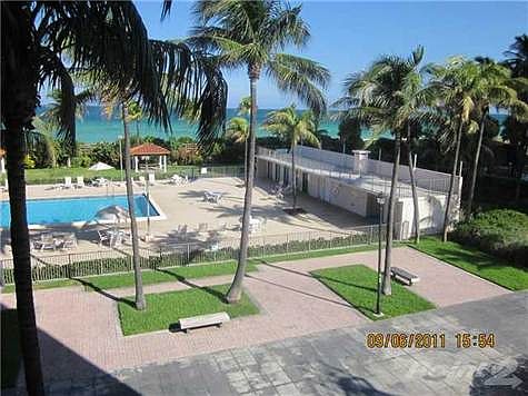 2nd image of 2625 Collins Ave APT 303